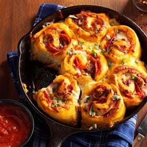 Cheesy Pizza Rolls Recipe