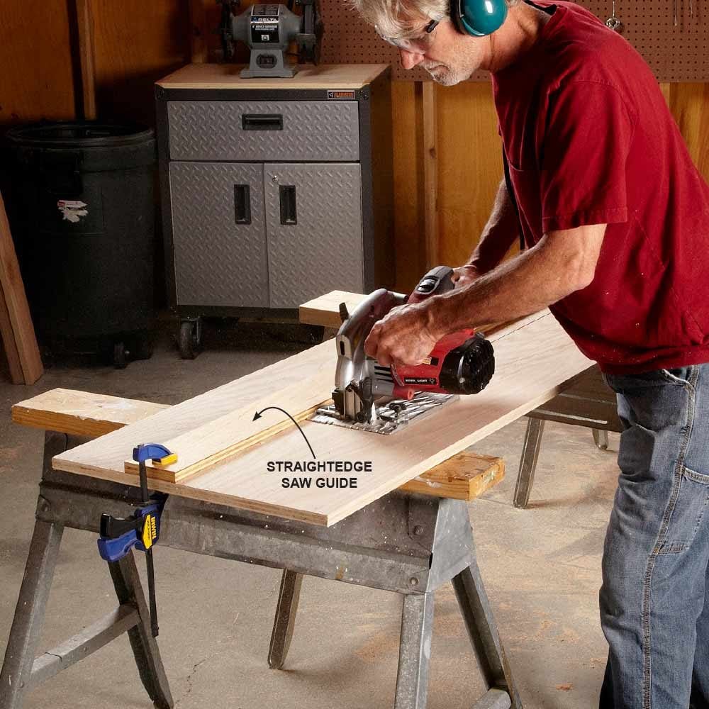Ripping down a long board with a circular saw | Construction Pro Tips