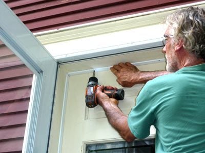 Sealing an exterior door